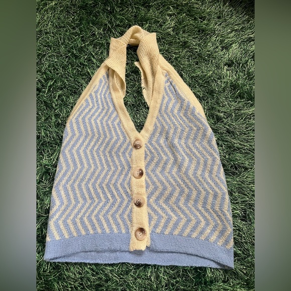 Halter yellow and blue top - Picture 1 of 3